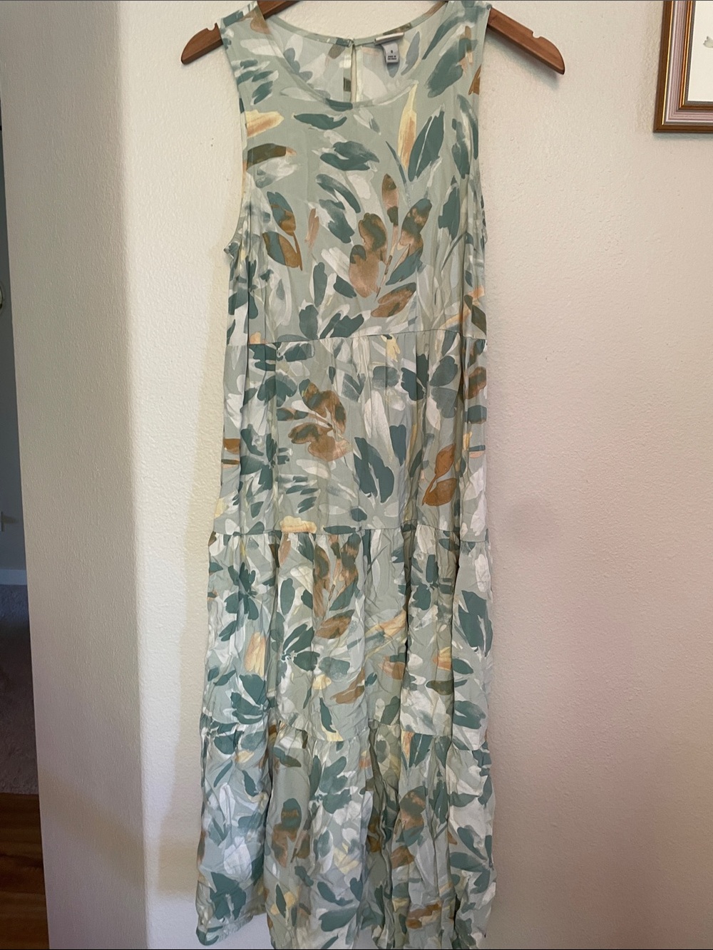 Sleeveless Floral Tiered Midi Dress in Sage